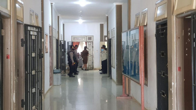 Kejaksaan Geledah Kantor Satpol PP Merangin