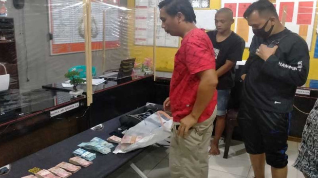 Polisi Tangkap Pencuri Uang Ratusan Juta Milik Pengusaha Emas