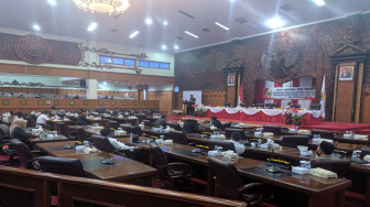 Pengadaan Laptop DPRD Jambi Fantastis, Mentang-mentang Duit Negara
