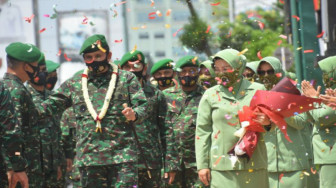 Danrem 042/Gapu Hadiri Acara Pengantar Tugas Pangdam Il/Swj Mayjen TNI Irwan