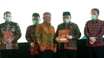 Bupati Merangin Terima Sertifikat Aset Pemda