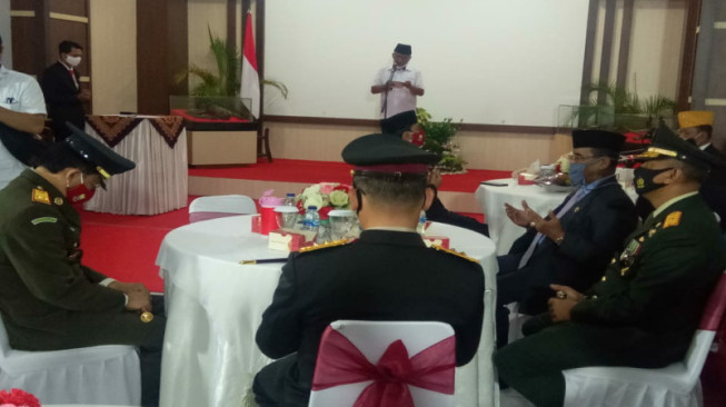 Di Hari Kemerdekaan ke -75 RI, Danrem Bersama Forkopimda Provinsi Jambi Kunjungi Para Veteran