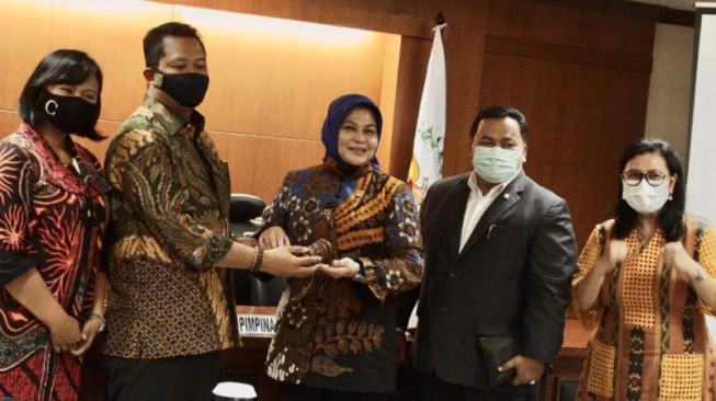 Terpilih Secara Demokratis, Senator Jambi Hj. Elviana Kembali Pimpin Komite IV DPD RI