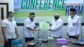 Pemkab Tanjabbar Terima 50 Sertifikat Tanah dari BPN