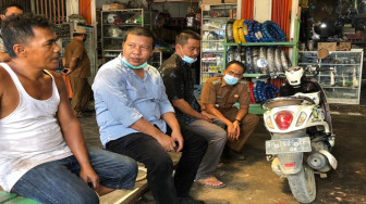 Rencana Lebarkan Jalan, Bupati Romi Temui Warga Rasau