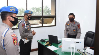 Provost Polda Jambi Razia Anggota Pakai Masker Tidak Benar