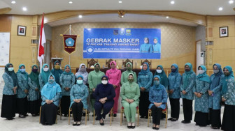 Cegah Penyebaran Covid-19, Ketua Persit KCK Koorcabrem 042 Lakukan Roadshow Gebrak Masker