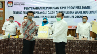 KPU Resmi Tetapkan Haris-Sani Cagub dan Cawagub Jambi