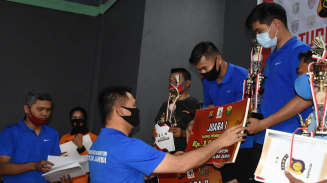 Turnamen Bulutangkis HUT ke-74 Bhayangkara Sukses
