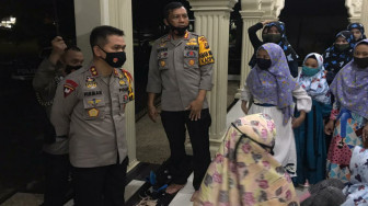 Kapolda Jambi Sambangi Pengajian Anak Panti di Mesjid Baiturrahman Polresta