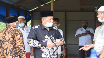 Silaturahmi dengan Warga Senyerang, Pak Dul Kenang Masa Bermain Sepak Bola