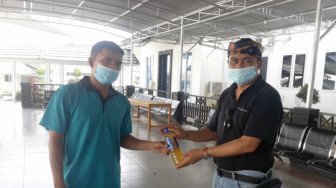 Dengar Masnah Positif Corona, Al Haris Langsung Kirim Ramuan Daun Sungkai