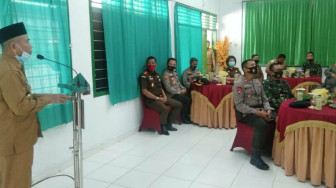 Plt Bupati Hadiri Acara HUT ke-75 TNI di Aula Makodim 0420/Sarko
