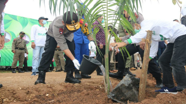 Kapolda Jambi Hadiri Peringatan Hari Lingkungan Hidup Sedunia Provinsi Jambi