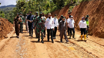 Danrem 042/Gapu dan Bupati Kerinci Apresiasi Kemanunggalan Satgas TMMD dan Warga Desa