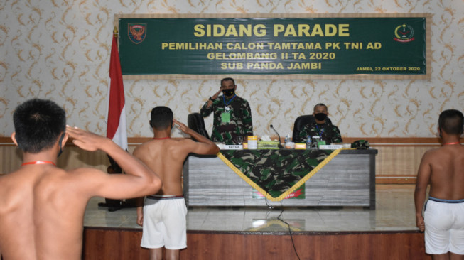 Danrem 042/Gapu Pimpin Sidang Parade Secata PK TNI - AD Gelombang II TA. 2020