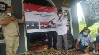 Masyarakat Desa Aro Muara Bulian, Coblos Tanda Gambar Fachrori-Syafril