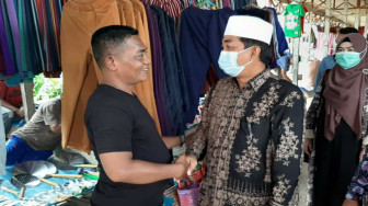 UAS Temui Pedagang Pasar Senin