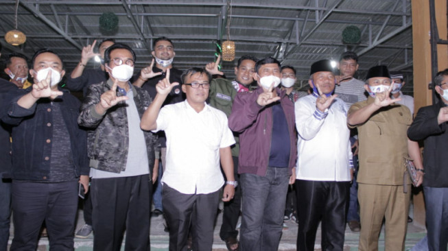 Partai Koalisi : Pemenangan untuk Kandidat Nomor Dua, Harga Mati