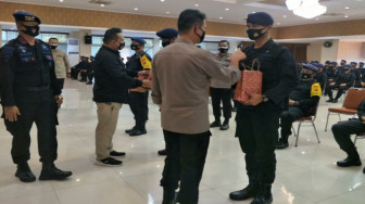 Kapolda Jambi Kunjungi Personel Sat Brimob BKO Polda Metro Jaya