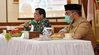 Pjs Gubernur Jambi Pimpin Rapat Staf