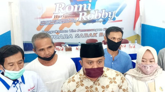 Romi - Robby Figur Layak Pimpin Tanjabtim Dua Periode