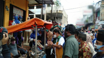 Masyarakat Arak Syafril Nursal Blusukan di Pasar Kota Sungai Penuh