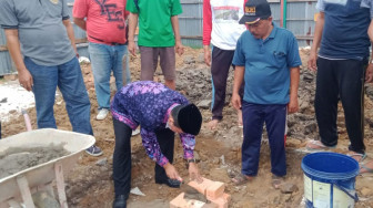 Al Haris Letakkan Batu Pertama Pembangunan Masjid Megah di Kembar Lestari I