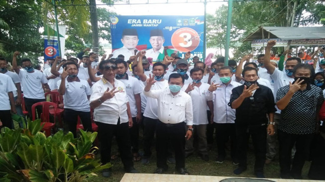 Diklaim Dukung Kandidat Lain, Warga Jaluko Tergabung Pro 3 Tegaskan Dukung Haris-Sani