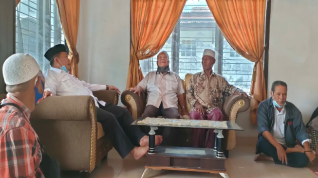 Terpilih Jadi Gubernur, Al Haris Janji Bangun SMK/SMA di Penerokan