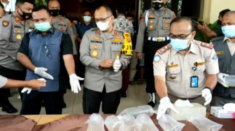 Polisi Tangkap Tiga Penyelundup Puluhan Ribu Benih Lobster
