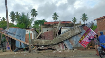 Gempa Mamuju 3 Tewas, 2000 Warga Mengungsi.