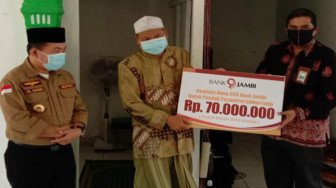Al Haris Salurkan Dana CSR Untuk Ponpes Al Fatah