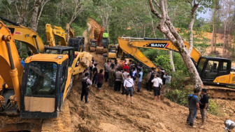 Aparat Gabungan Berhasil Amankan Belasan Alat Berat di Lokasi PETI