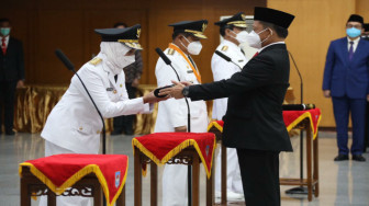 Provinsi Jambi Akhirnya Dipimpin Seorang Wanita, Ini Profilnya....