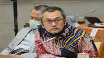 Tindak Tegas Oknum Polisi Jual Senjata Api ke KKB Papua