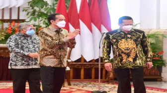 Bamsoet Apresiasi Presiden Tempatkan Wartawan Penerima Vaksinasi Covid-19