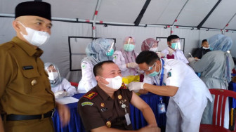 Kerinci dan Sungai Penuh Mulai Berikan Vaksin Sinovac