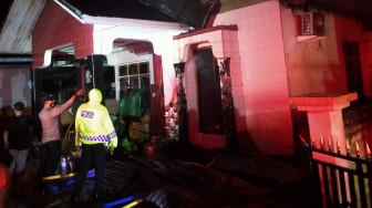 Rumah Tauke Buah Nyaris Ludes Terbakar