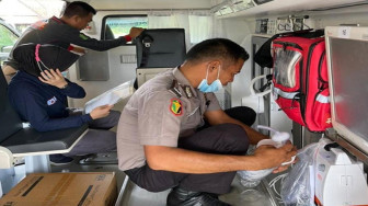 Biddokkes Polda Jambi Gelar Pelatihan Keterampilan Menggunakan Ambulance
