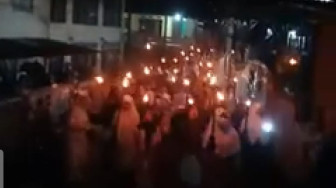 Sambut Ramadhan, Siswa SMP 2 Kerinci Gelar Pawai Obor