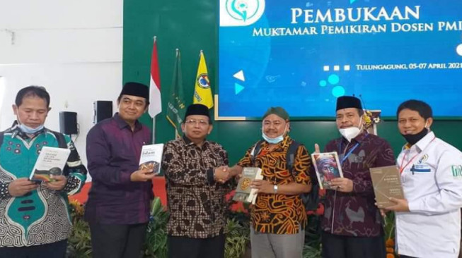 Lahir Lagi Organisasi, Ada Apa ini...