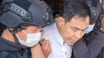 Dibekuk Densus 88, Pengacara Rizieq Ditahan di Polda Metro Jaya