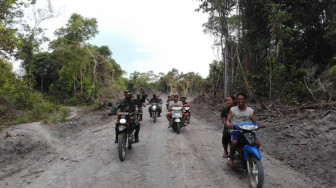 Kasdim Batanghari Tinjau Jalan TMMD Naik Trail