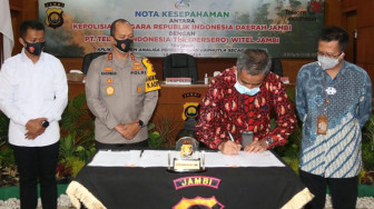 Polda Jambi - PT Telkom Kerjasama Aplikasi Asap Digital