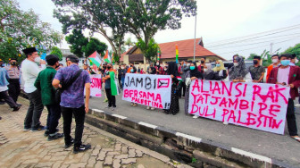 Demo Bela Palestina, Massa di Jambi Ajak Boikot Produk Israel