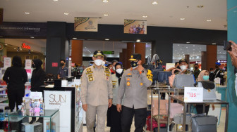 Tinjau Mall dan Swalayan Kota Jambi, Kapolda Tegaskan Prokes