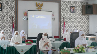 Persit KCK Koorcab Rem 042 Doa Bersama untuk Awak KRI Nanggala 402