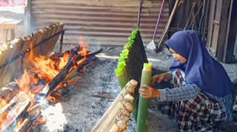 Hikmah Ramadhan, Pedagang Lemang Panen Uang