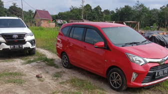 Tim Haris - Sani Pergoki Pajero dan Fortuner Sebar Sembako Sehari Jelang PSU